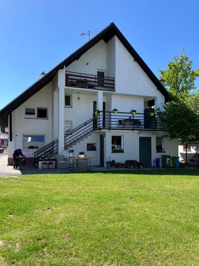 Agat Pokoje Goscinne Apartamenty Pobierowo Esterno foto