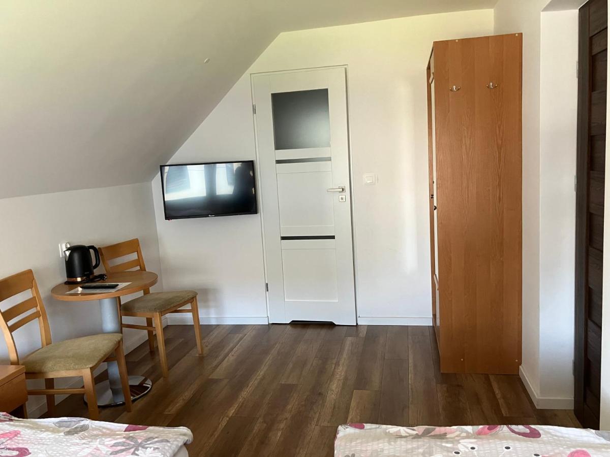 Agat Pokoje Goscinne Apartamenty Pobierowo Esterno foto
