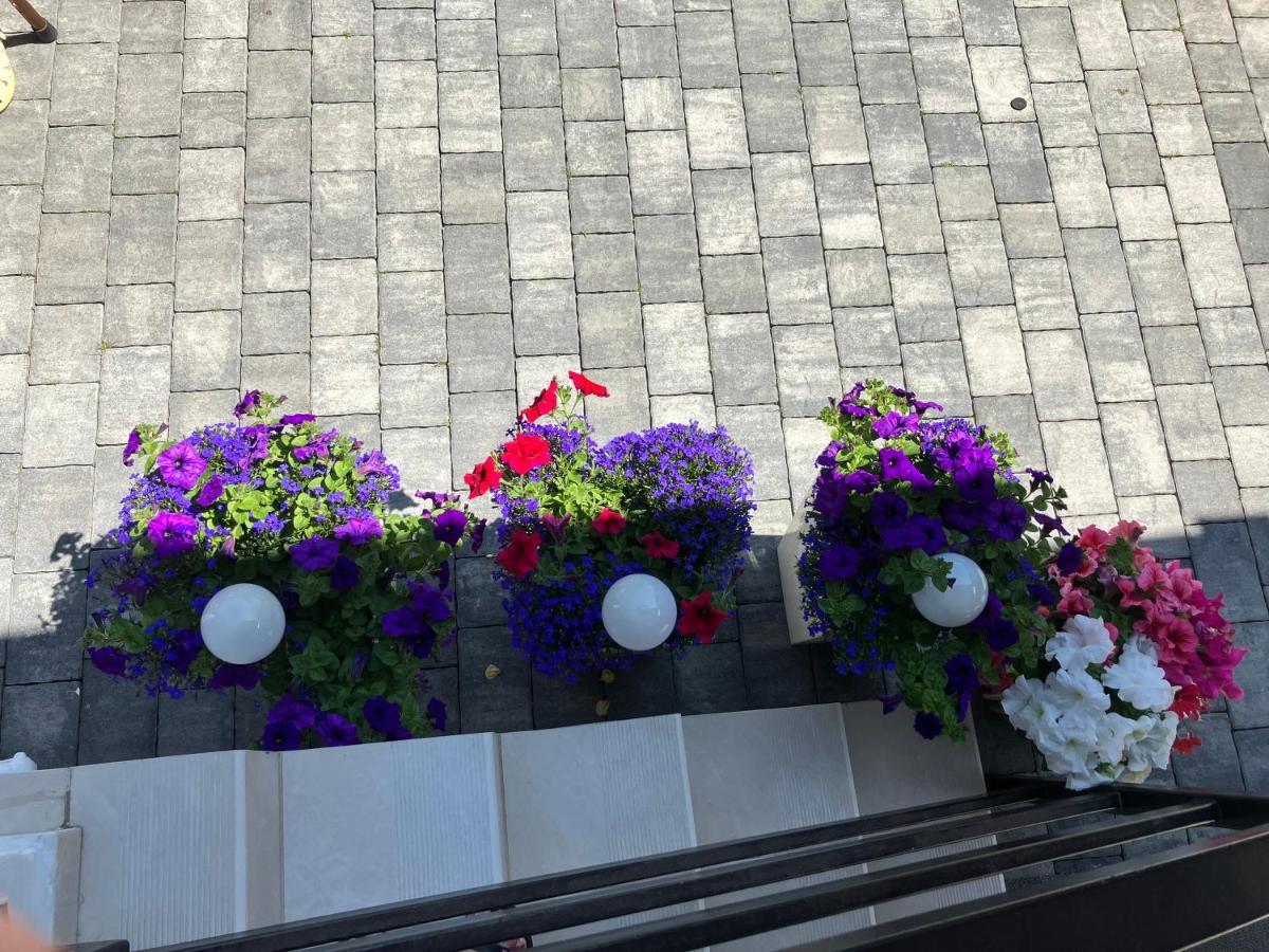 Agat Pokoje Goscinne Apartamenty Pobierowo Esterno foto