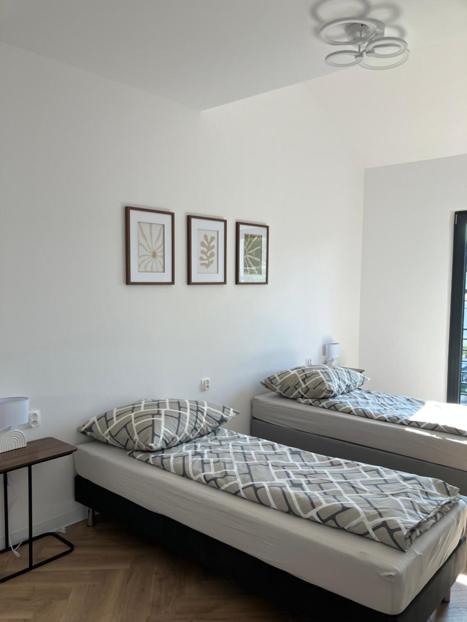 Agat Pokoje Goscinne Apartamenty Pobierowo Esterno foto